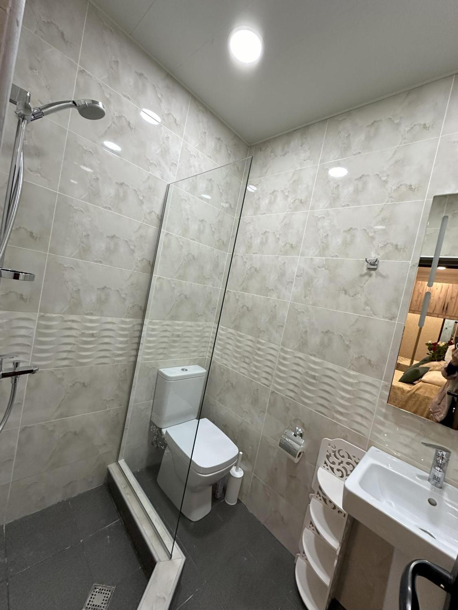 Three Palms Guest House Тбилиси Екстериор снимка